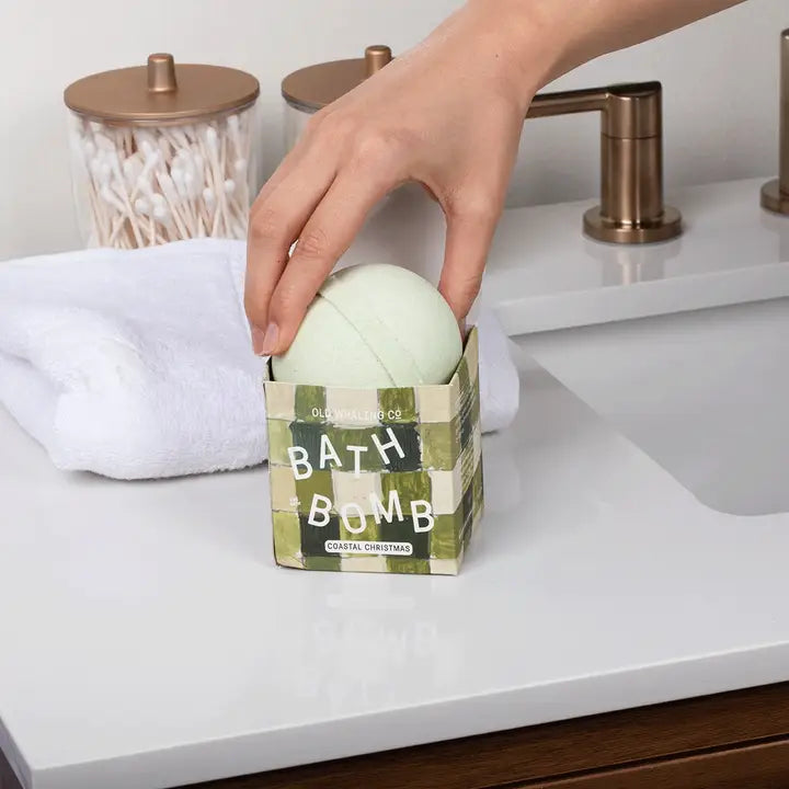 Old Whaling Company Coastal Christmas® Bath Bomb